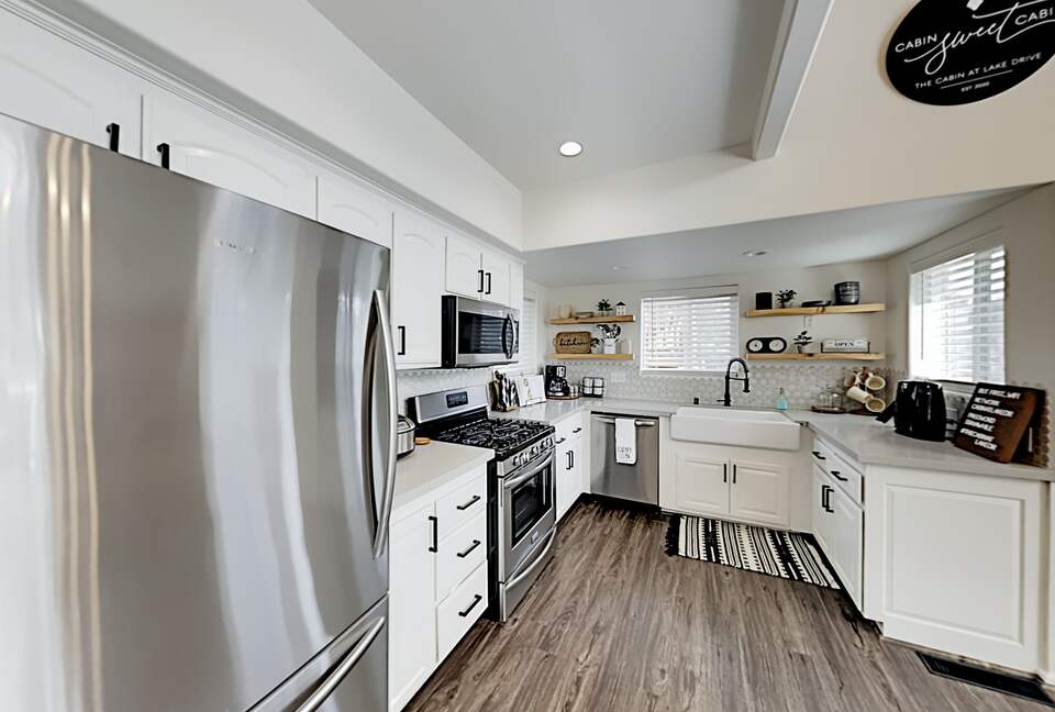 Cabin by the Lake | Gilner Point | Private Hot Tub - Big Bear Lake, California