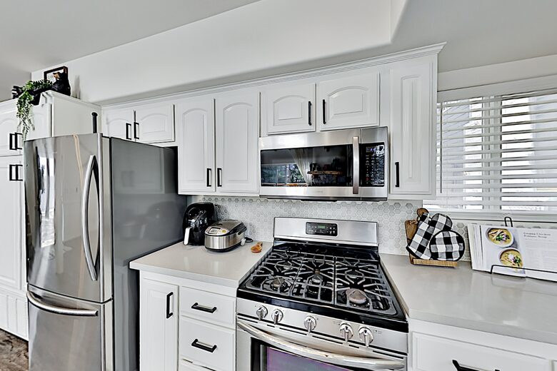 Cabin by the Lake | Gilner Point | Private Hot Tub - Big Bear Lake, California