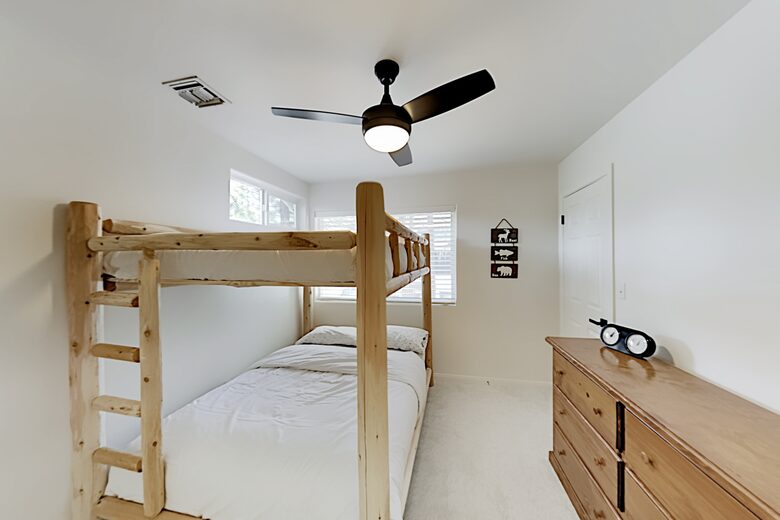 Cabin by the Lake | Gilner Point | Private Hot Tub - Big Bear Lake, California