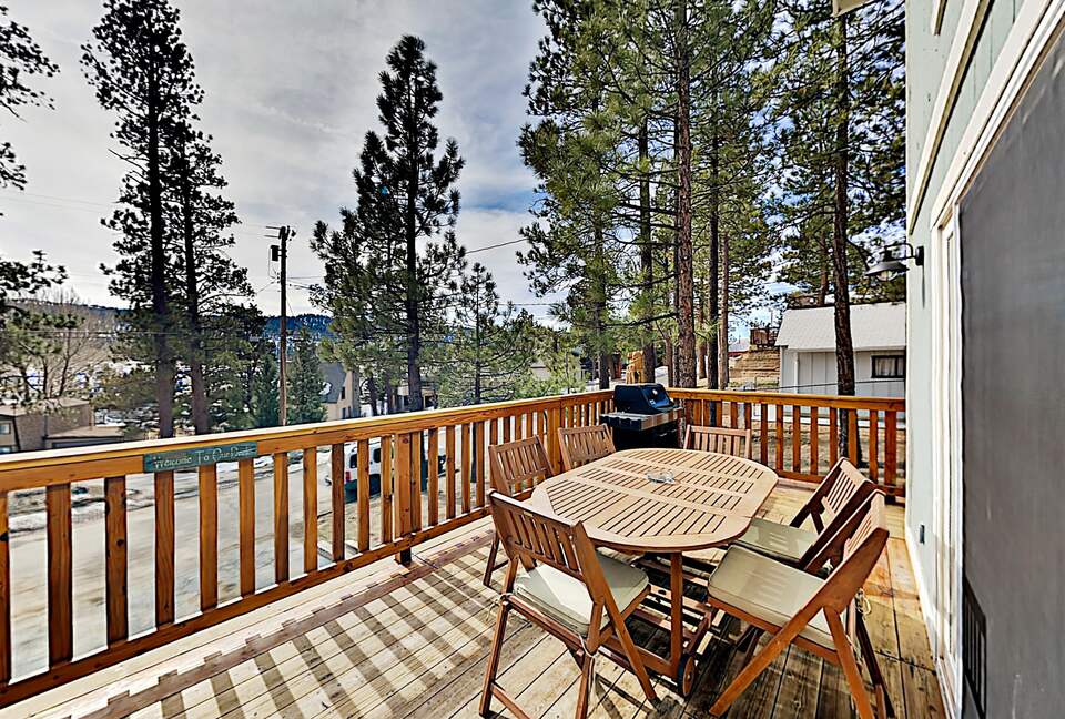 Cabin by the Lake | Gilner Point | Private Hot Tub - Big Bear Lake, California