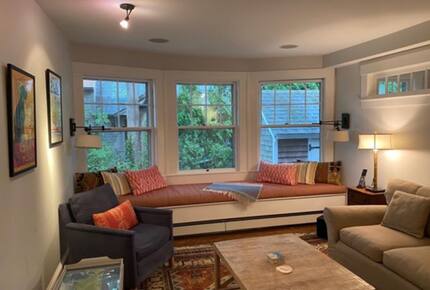 Vineyard Time - Edgartown, Massachusetts