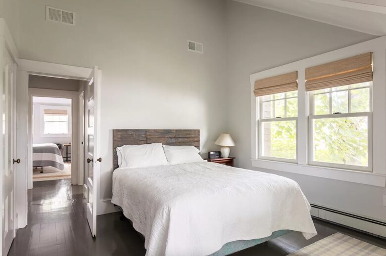 Vineyard Time - Edgartown, Massachusetts