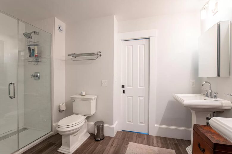 Vineyard Time - Edgartown, Massachusetts