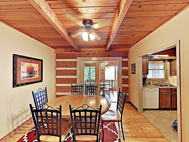 Luxe Cabin with Loft | Air Hockey, Pool, Wet Bar - Sevierville, Tennessee