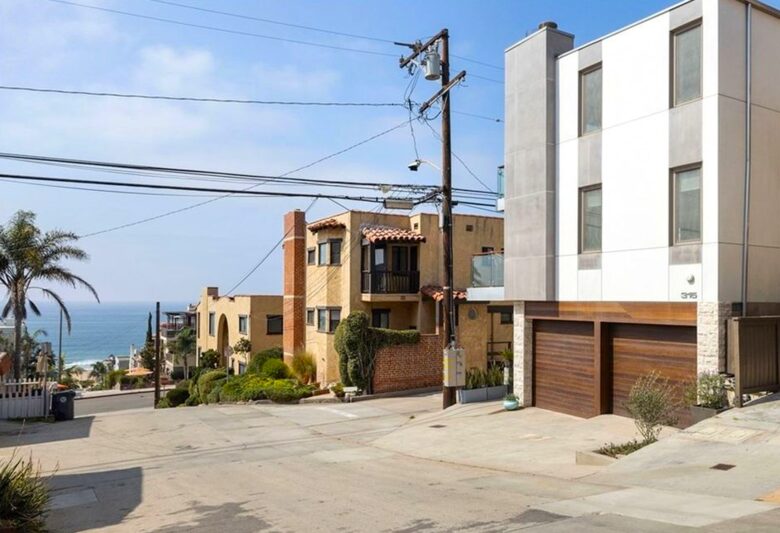 Manhattan Beach Gem - Manhattan Beach, California