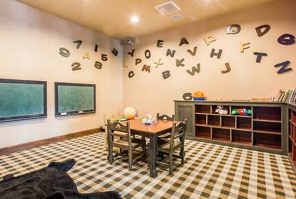 Home exchange at The Club at Big Bear Village, kid's room