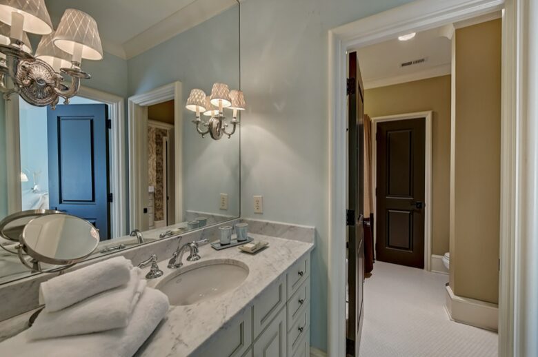 Charlotte Château - Charlotte, North Carolina