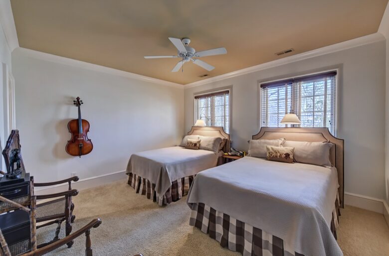 Charlotte Château - Charlotte, North Carolina