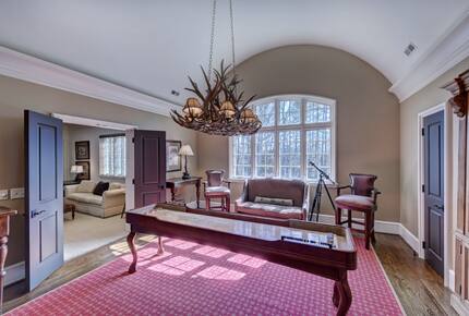 Charlotte Château - Charlotte, North Carolina