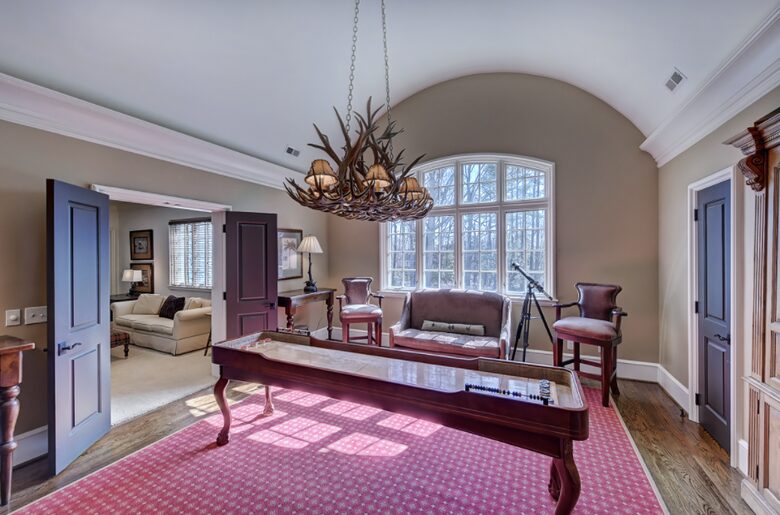 Charlotte Château - Charlotte, North Carolina