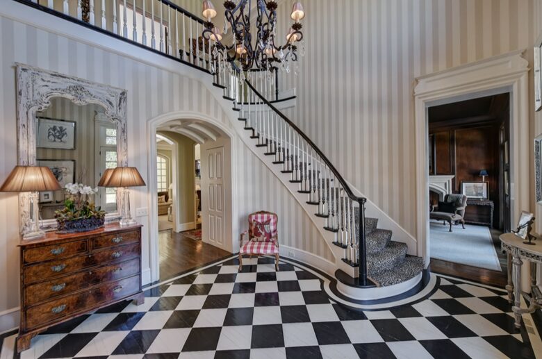 Home exchange in Charlotte NC, grand foyer with chandelier