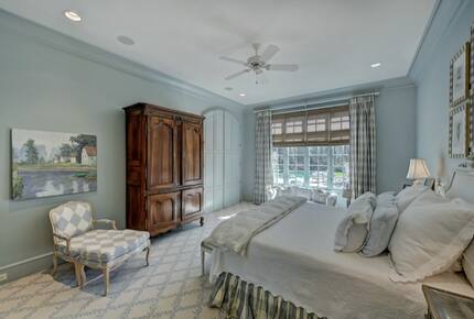 Charlotte Château - Charlotte, North Carolina