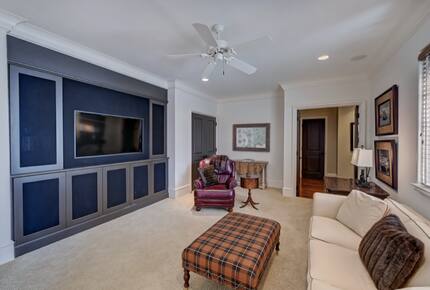 Charlotte Château - Charlotte, North Carolina