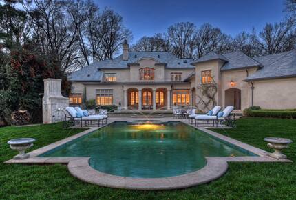 Charlotte Château - Charlotte, North Carolina