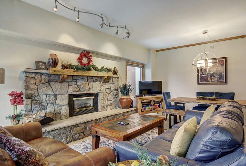 Village at Breckenridge - Ski-In/Ski-Out Peak 9 - Breckenridge, Colorado