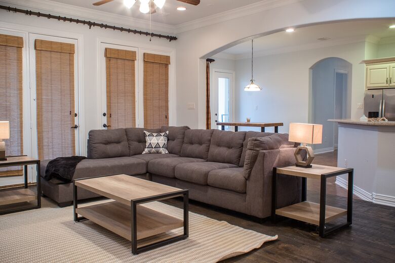 Home exchange in Farmers Branch TX, living room open to kitchen