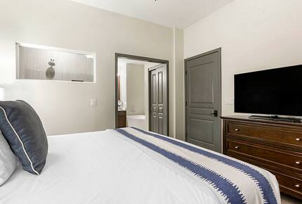 Home exchange, The Club at Big Bear Village, 2 bedroom master suite
