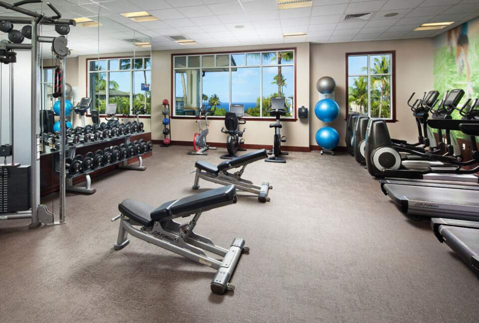 Home exchange in Kaua'i HI, The Westin Princeville fitness room