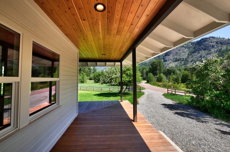 Home exchange in Winthrop WA with wraparound porch