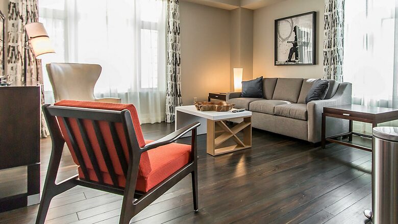 Home exchange, the Studio Homes at Ellis Square, living room