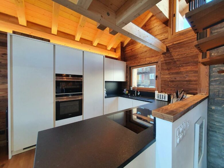 Luxury Swiss Chalet Sonnhalde - Saas Fee, Switzerland
