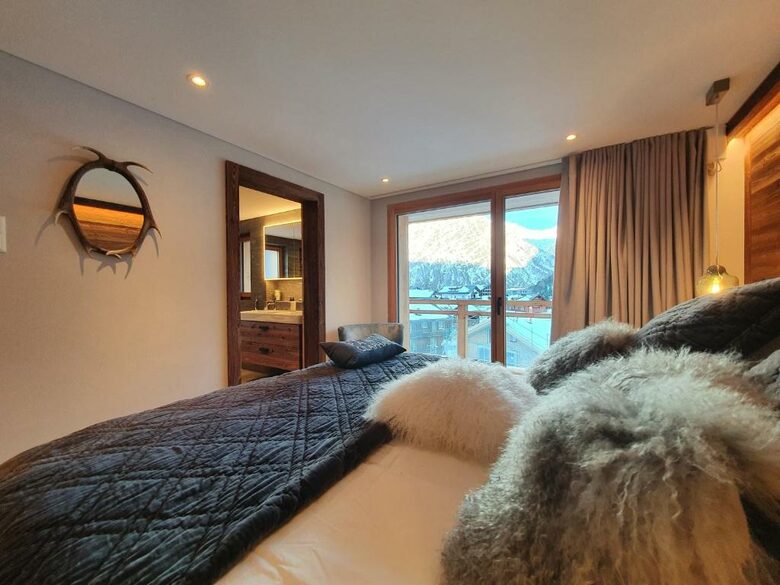Luxury Swiss Chalet Sonnhalde - Saas Fee, Switzerland