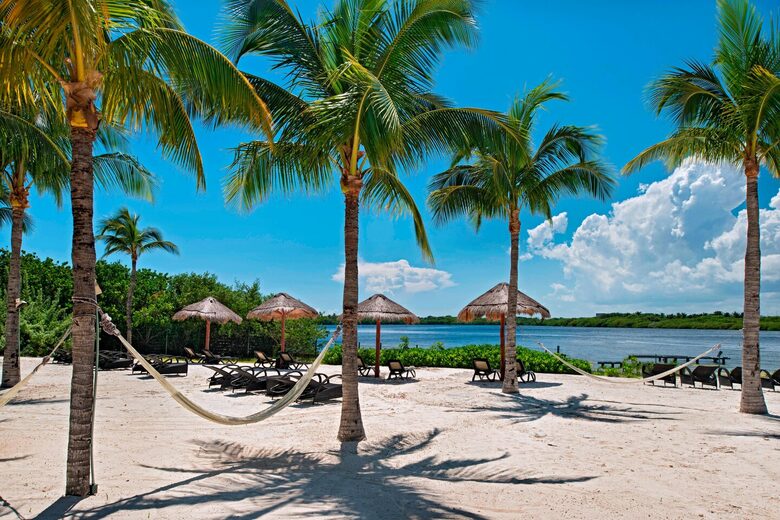 Home exchange in Cancun, Lagoon Beach