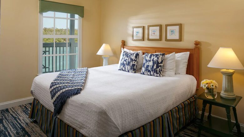 Home exchange in Key West FL, Hyatt Beach House guest bedroom