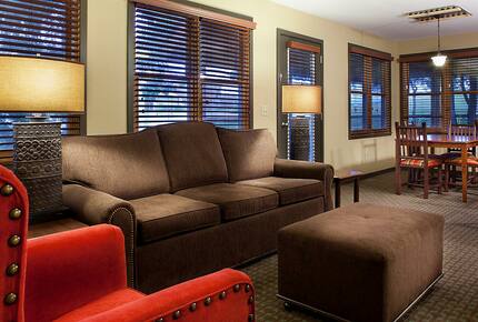 Home exchange in Wisconsin Dells, 2 bedroom deluxe timber living area