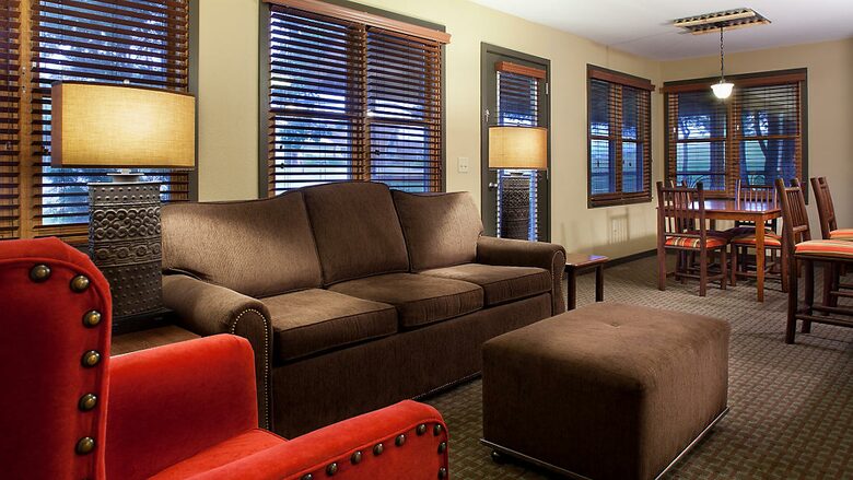 Home exchange in Wisconsin Dells, 2 bedroom deluxe timber living area