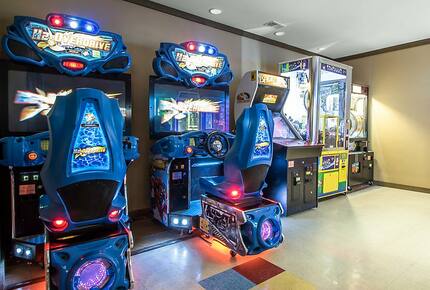 Home exchange at Christmas Mountain Village, arcade game room