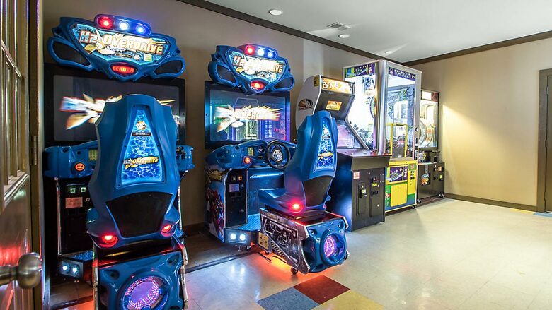 Home exchange at Christmas Mountain Village, arcade game room