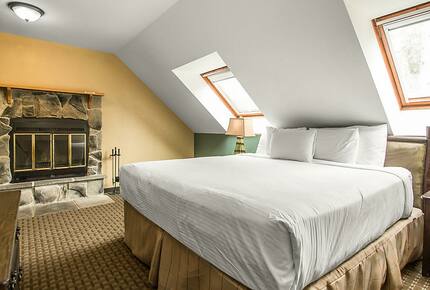 Home exchange at Christmas Mountain Village, 2 bed villa master suite