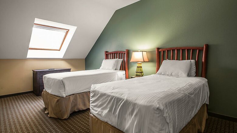 Home exchange at Christmas Mountain Village, 2 bed villa guest room