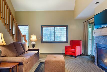 Home exchange at Christmas Mountain Village, 2 bed villa living area