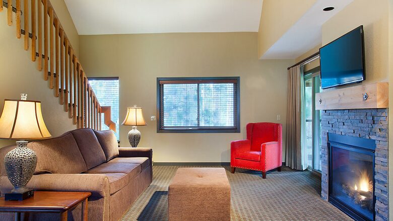 Home exchange at Christmas Mountain Village, 2 bed villa living area