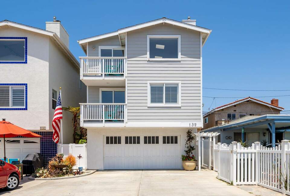 Home exchange in Oxnard CA, 4 bed 3 bath sleeps 10