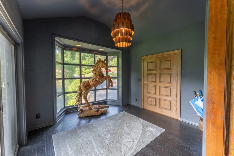 North Carolina Gem Overlooking 18th Green at Hound Ears Country Club - Boone, North Carolina