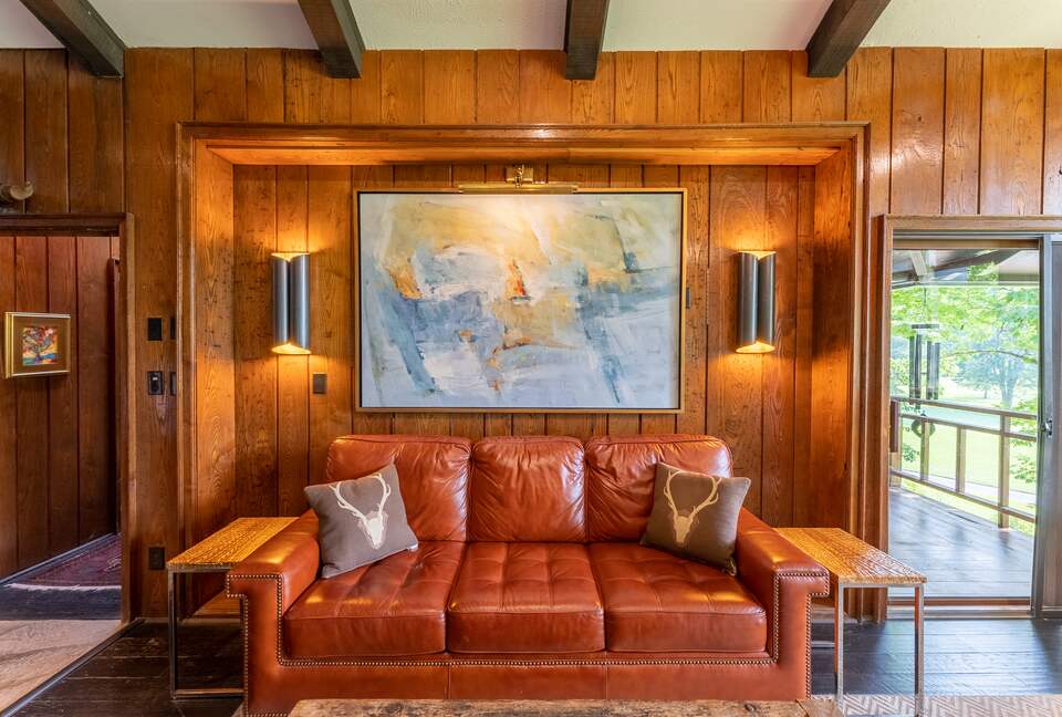 North Carolina Gem Overlooking 18th Green at Hound Ears Country Club - Boone, North Carolina