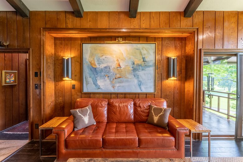 North Carolina Gem Overlooking 18th Green at Hound Ears Country Club - Boone, North Carolina