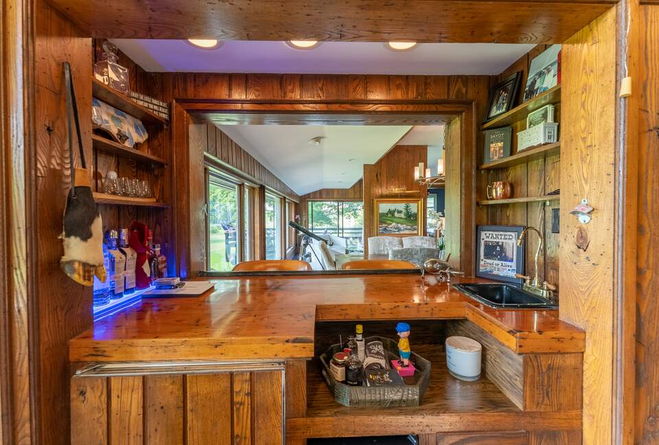 North Carolina Gem Overlooking 18th Green at Hound Ears Country Club - Boone, North Carolina