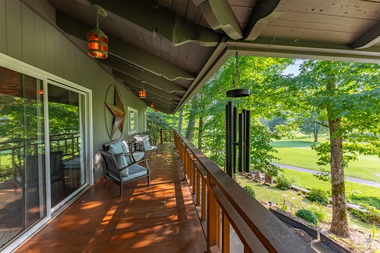 North Carolina Gem Overlooking 18th Green at Hound Ears Country Club - Boone, North Carolina