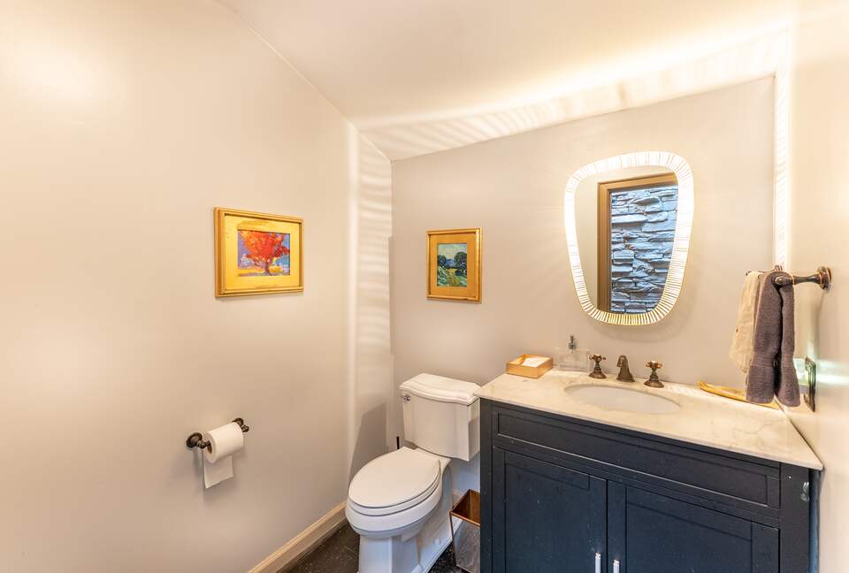 North Carolina Gem Overlooking 18th Green at Hound Ears Country Club - Boone, North Carolina