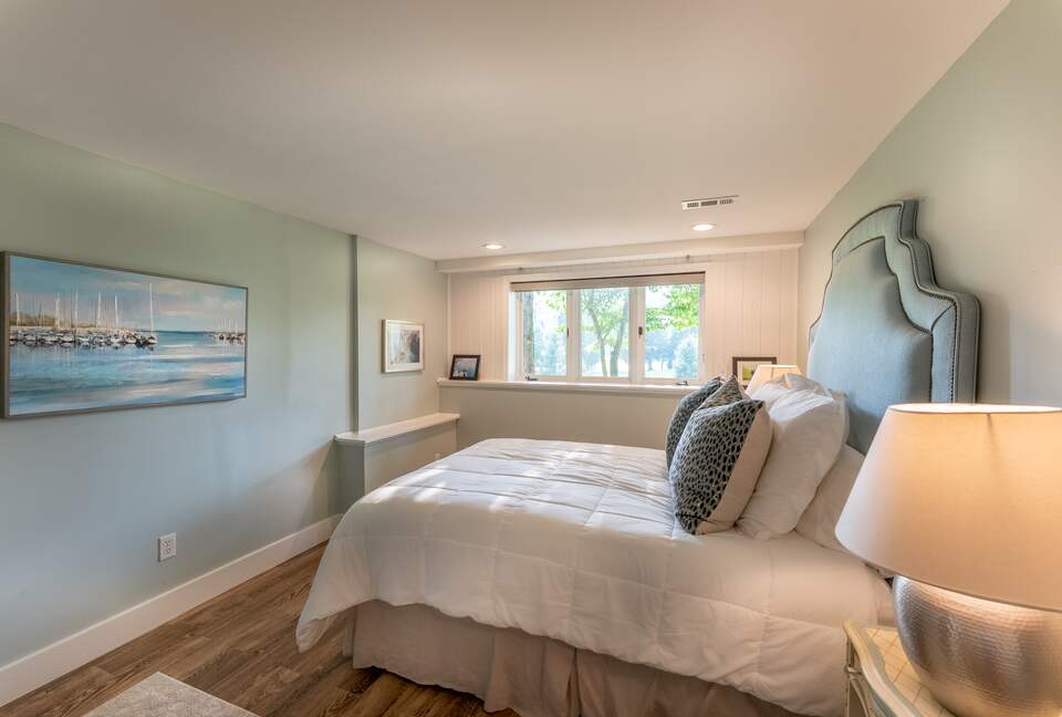 North Carolina Gem Overlooking 18th Green at Hound Ears Country Club - Boone, North Carolina