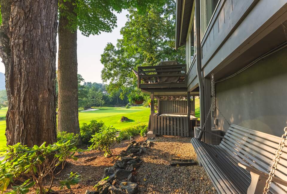 North Carolina Gem Overlooking 18th Green at Hound Ears Country Club - Boone, North Carolina
