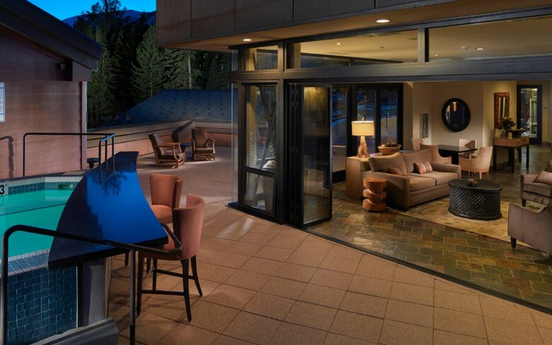 Home exchange in Mammoth Lakes CA, rooftop access from Owner's Lounge