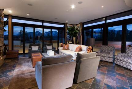 Home exchange in Mammoth Lakes CA, The Owner's Lounge