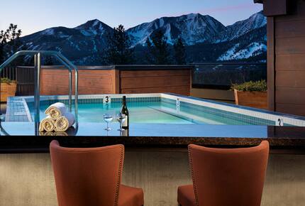 Home exchange in Mammoth Lakes CA, rooftop spa