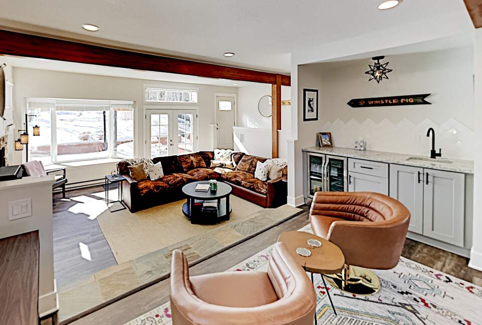 Elegant Mountain Retreat | Hot Tub, 3 Workspaces - Avon, Colorado