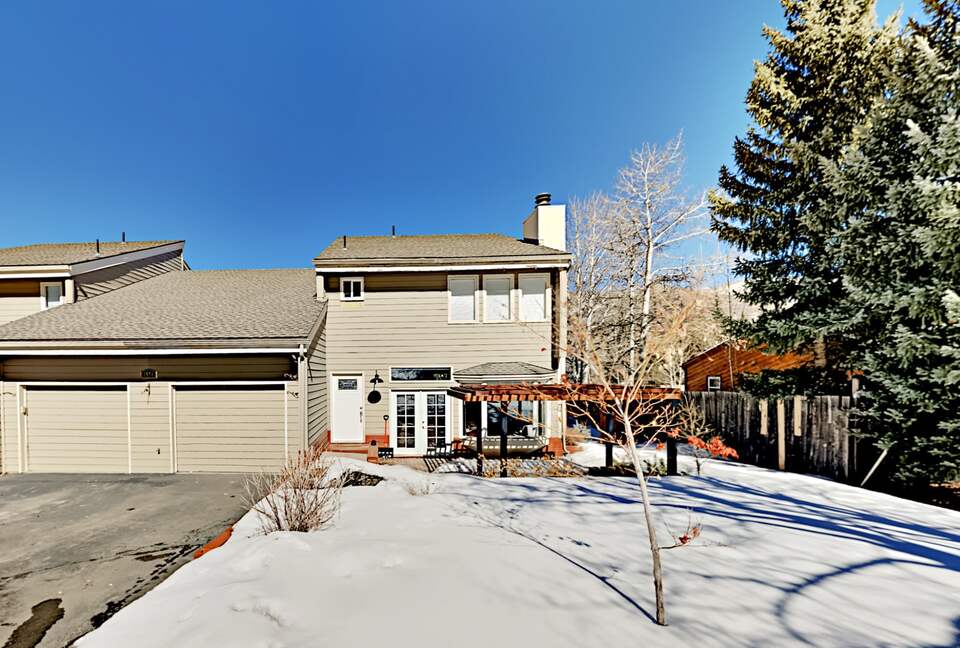 Elegant Mountain Retreat | Hot Tub, 3 Workspaces - Avon, Colorado